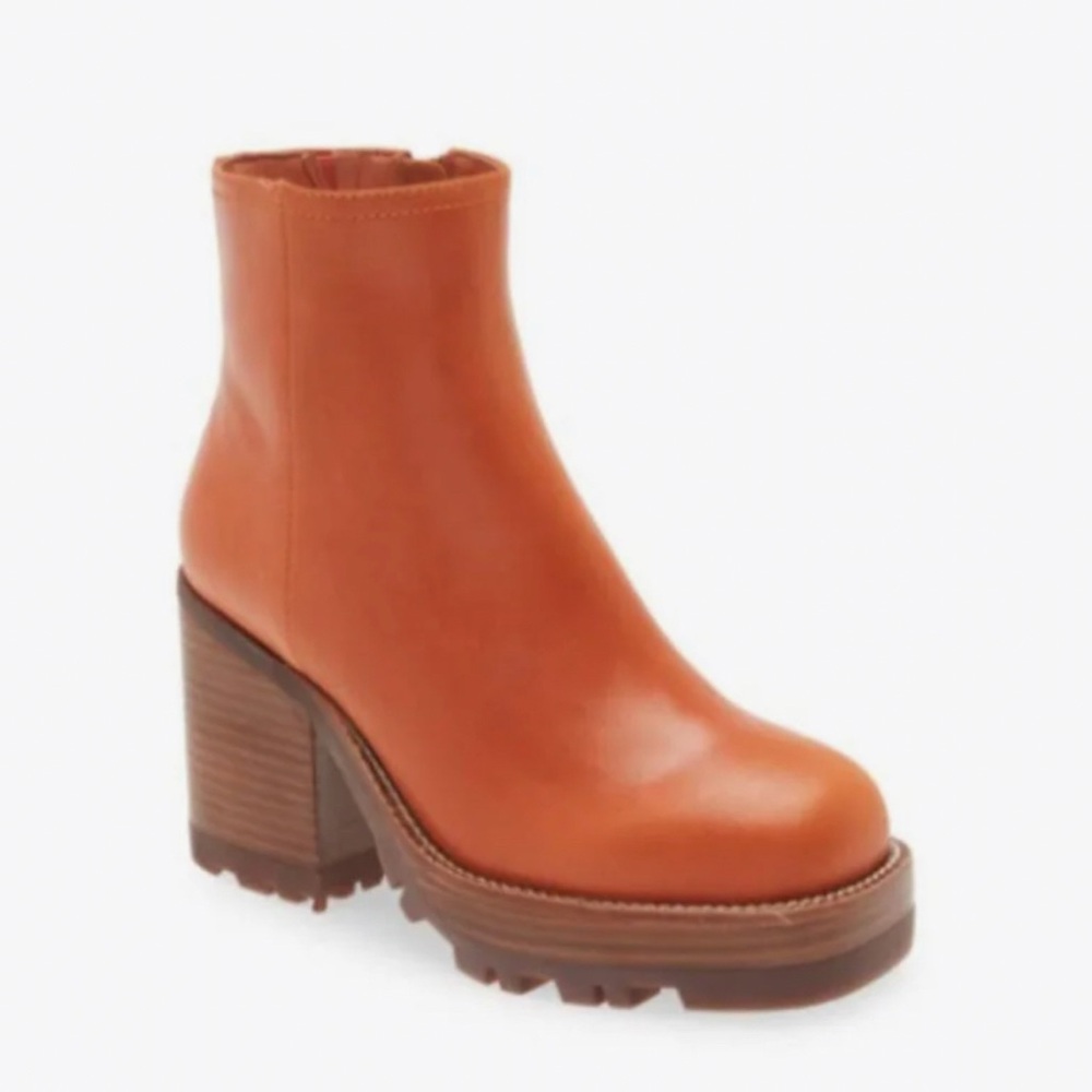 JEFFREY CAMPBELL LEATHER PLATFORM ANKLE BOOTS (Size 9)
